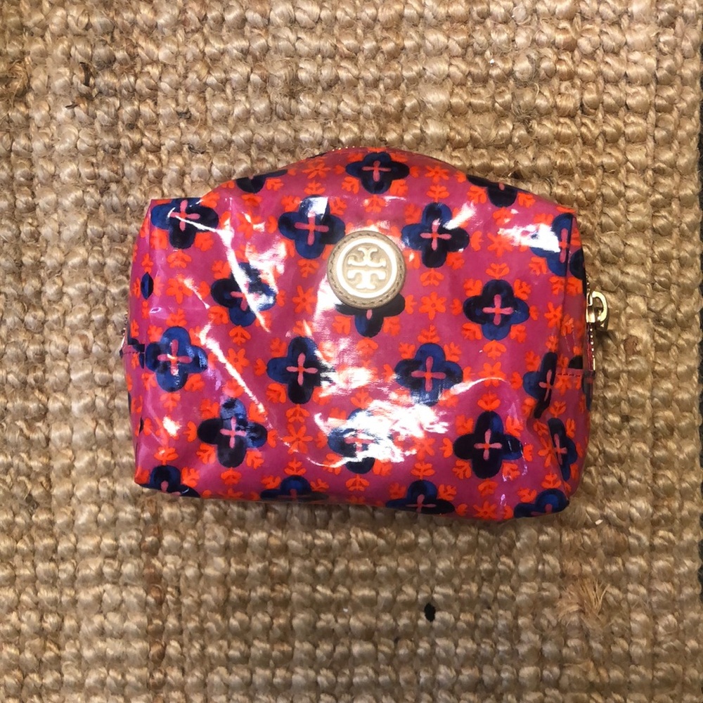 TORY BURCH small carry case